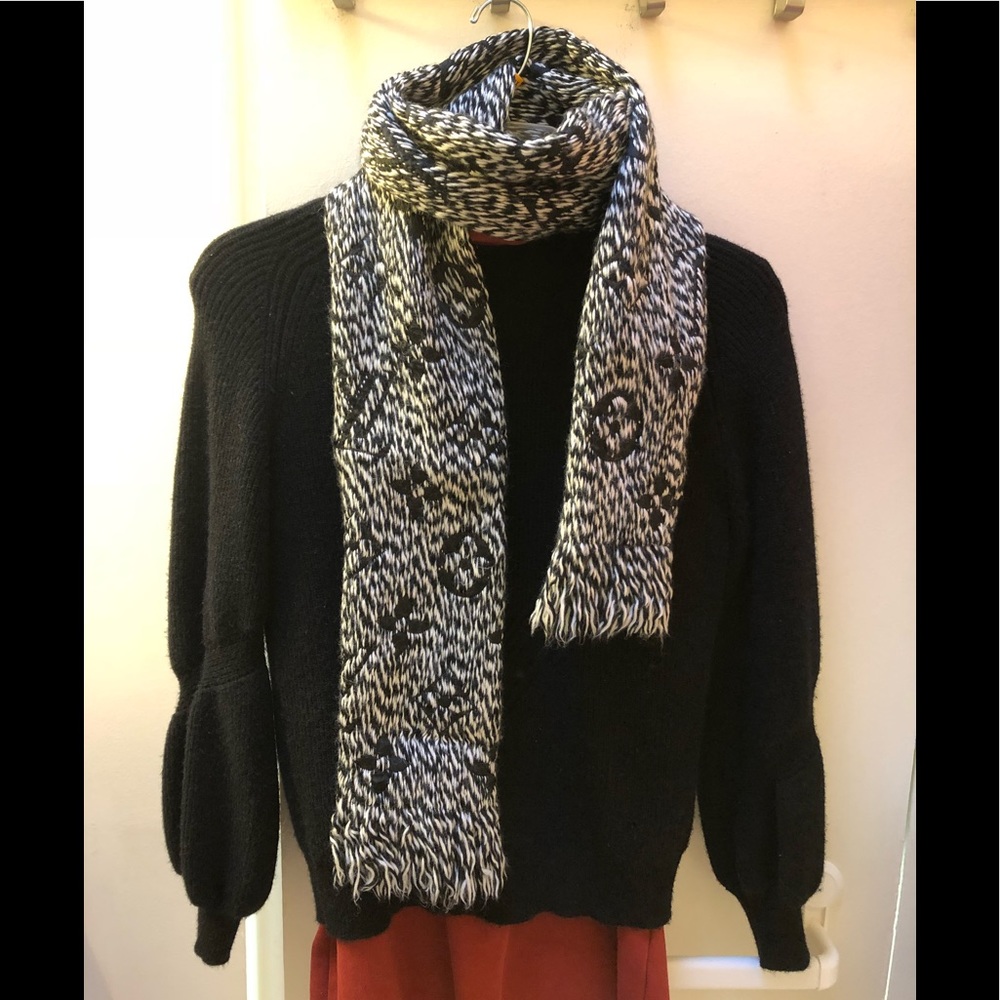 COPY - Authentic LV wool scarf